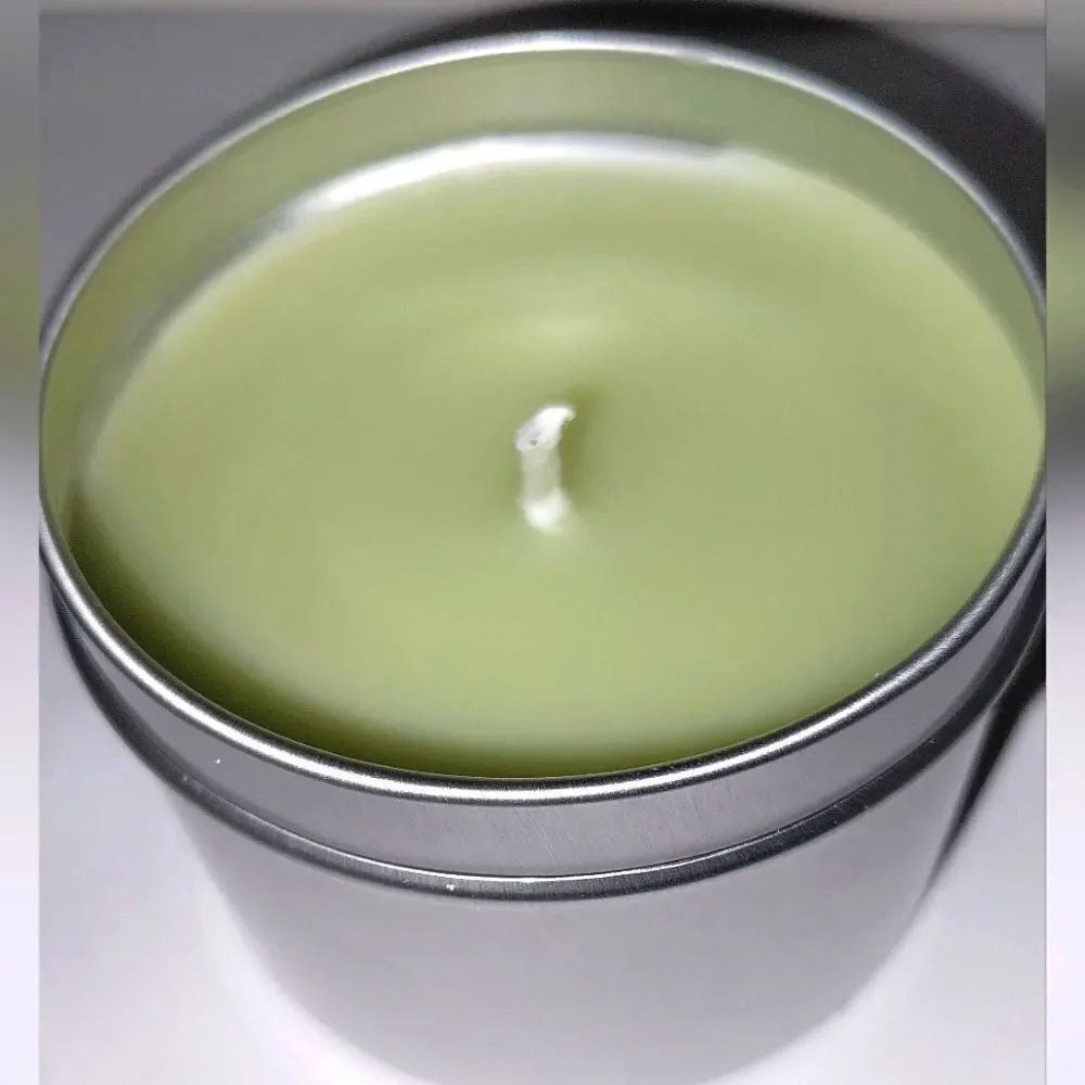 Handcrafted Fresh Lemon breeze candle 3oz